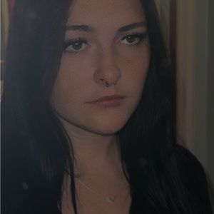 Meet your Posher, Stefanie